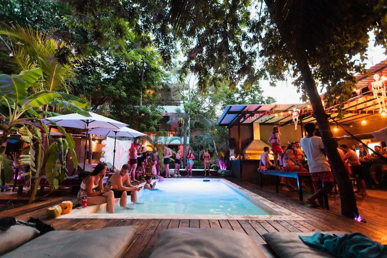 Che Tulum Hostel & Bar Adults Only