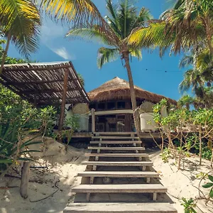 casa-zaba.tulum-hotels.net/