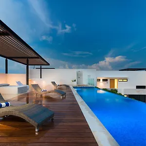 Infinity , Tulum México